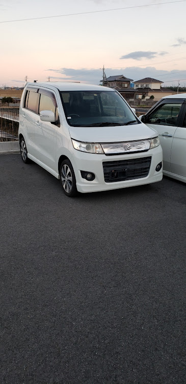 ワゴンRの3月もよろしくお願いします・ホイール交換・目指せPickUpCars・車高調整に関するカスタム事例の投稿画像1枚目