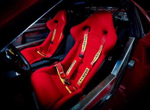 自分の体をガッチリホールド フルバケットシートの種類や車検について解説します Cartuneマガジン
