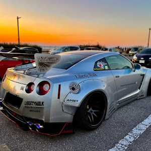 NISSAN GT-R R35