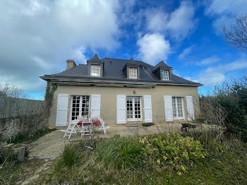 maison à Saint-Coulomb (35)