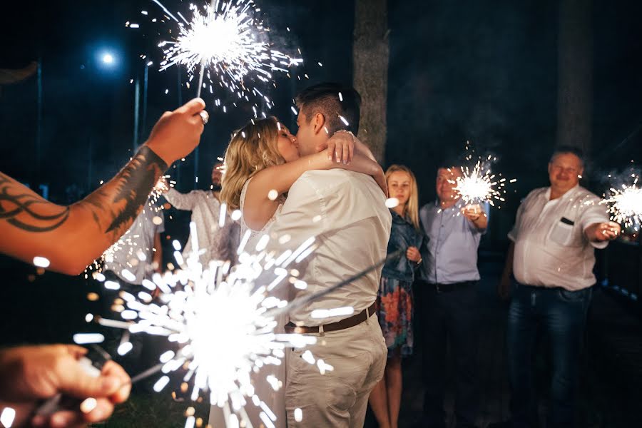 Fotografo di matrimoni Tatyana Zheltikova (tanyazh). Foto del 13 ottobre 2017