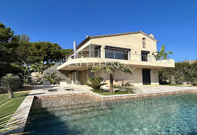 Villa with pool and terrace 18