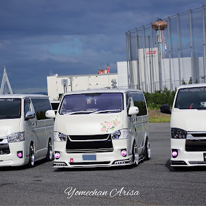 ハイエースバン KDH201V