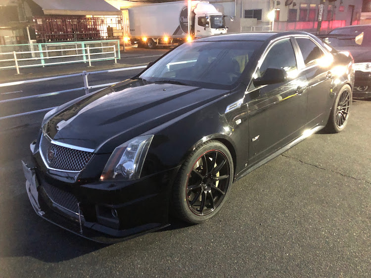 CTS セダンのhiroさんが投稿したカスタム事例の投稿画像1枚目