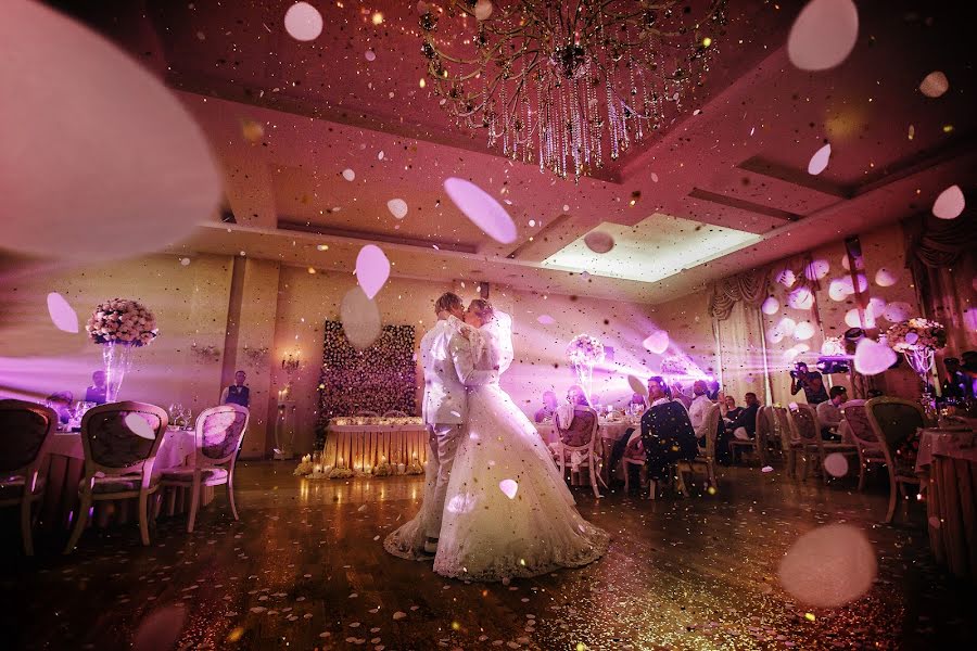 Photographe de mariage Dmytro Sobokar (sobokar). Photo du 8 novembre 2016