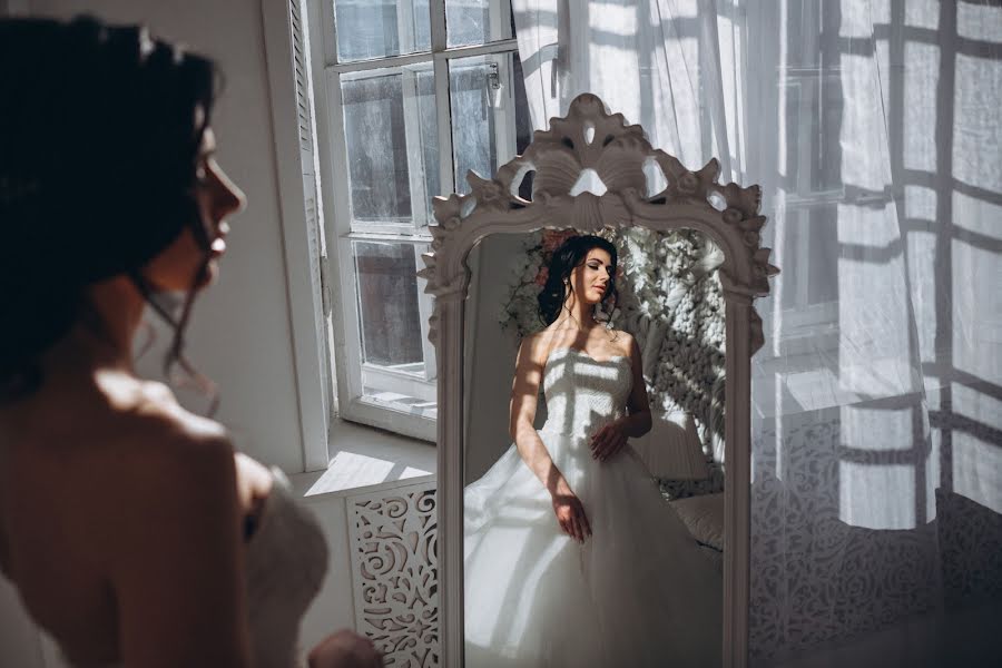 Fotografo di matrimoni Yuriy Yacyna (yafotoyou). Foto del 17 gennaio 2019