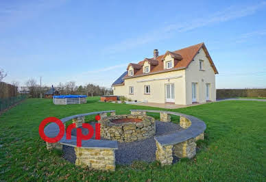 Maison avec piscine et terrasse 8