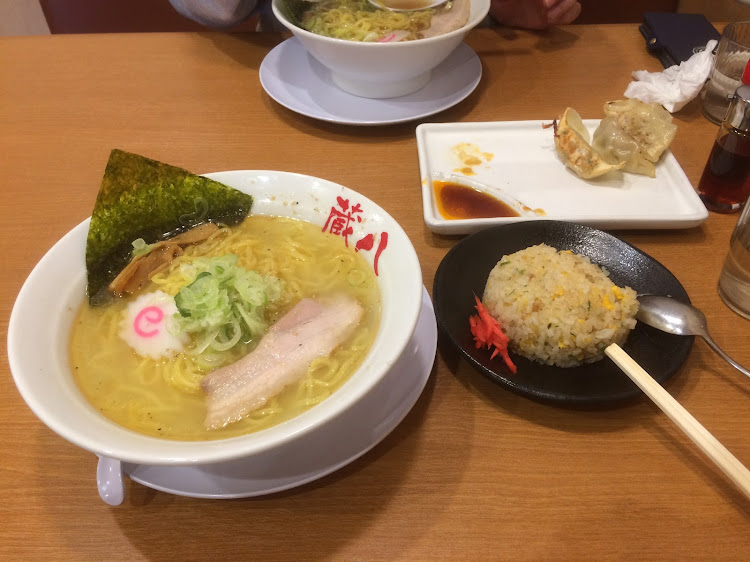 レガシィツーリングワゴンの買い物・ドライブ・昼飯に関するカスタム事例の投稿画像2枚目