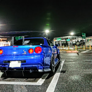 スカイライン GT-R BNR34