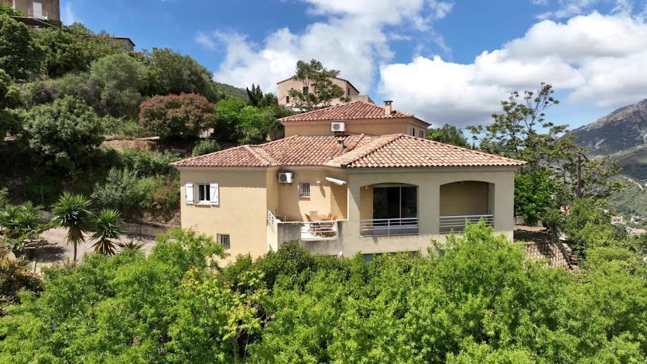 Vente villa 7 pièces 204 m² à Ajaccio (20000), 830 000 €