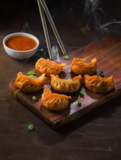 Pan Fried Paneer Tikka Momos (5 pcs)