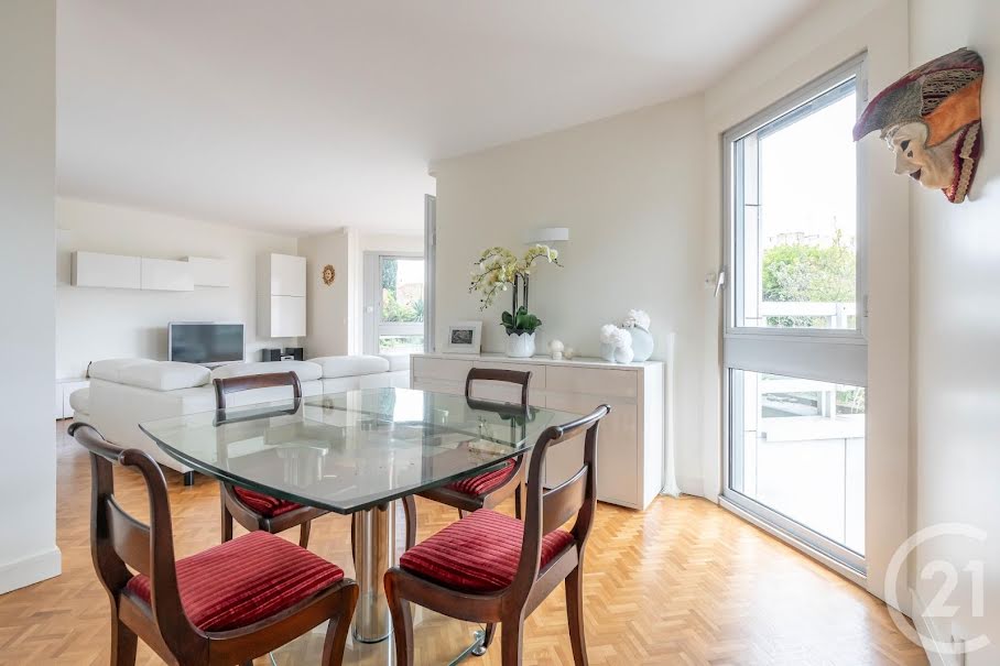 Vente appartement 5 pièces 96.87 m² à Saint-maur-des-fosses (94100), 780 000 €