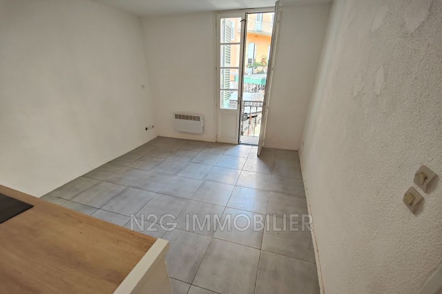 Location  appartement 1 pièce 16.05 m² à Grasse (06130), 380 €