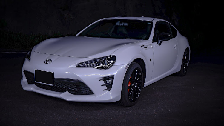 86のトヨタ86・クルマ好きと繋がりたい・黒抜き撮影・カメラ初心者に関するカスタム事例の投稿画像2枚目