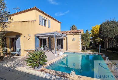 Villa avec piscine et terrasse 15