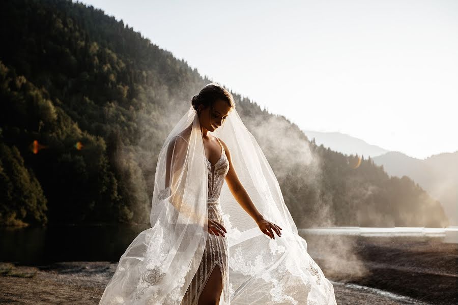 Wedding photographer Dmitriy Demskoy (kurnyavko). Photo of 27 December 2019