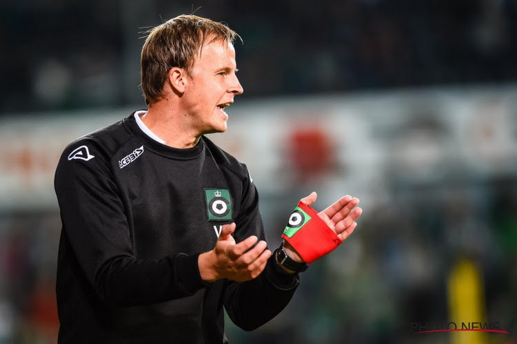 Cercle-coach zit vanavond gewoon op de bank