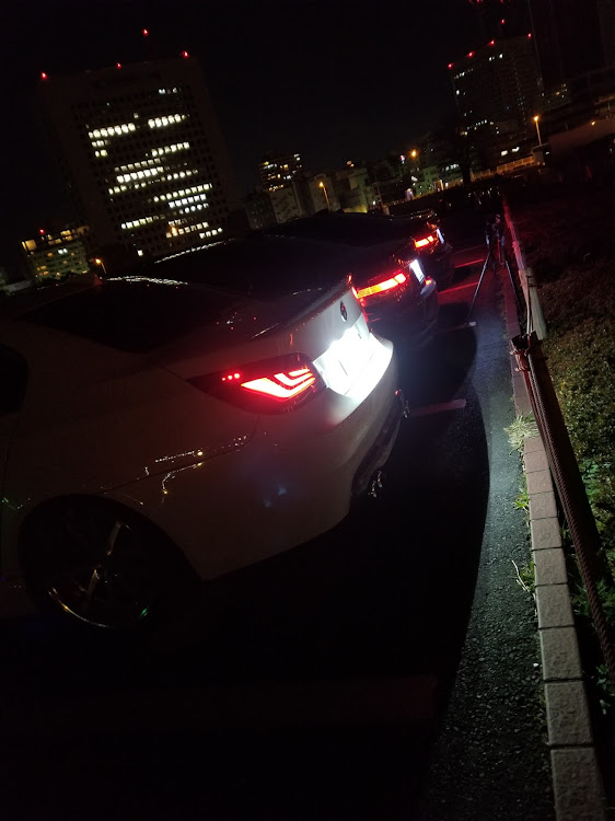 5シリーズ セダンのみなとみらい・大黒PA・辰巳第一PA・赤レンガ・reizend オフ会に関するカスタム事例の投稿画像4枚目