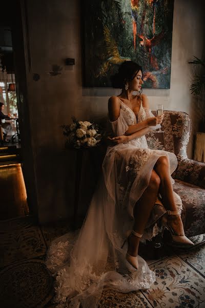 Wedding photographer Yana Kolesnikova (janakolesnikova). Photo of 2 July 2019