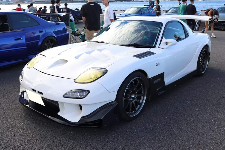 スープラの#湾岸BASE・ロータリー車両・秋の全国交通安全運動に関するカスタム事例の投稿画像52枚目