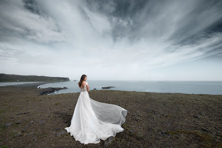 Fotógrafo de casamento Vitaliy Melikhov (vitaliimelikhov). Foto de 28 de julho 2019