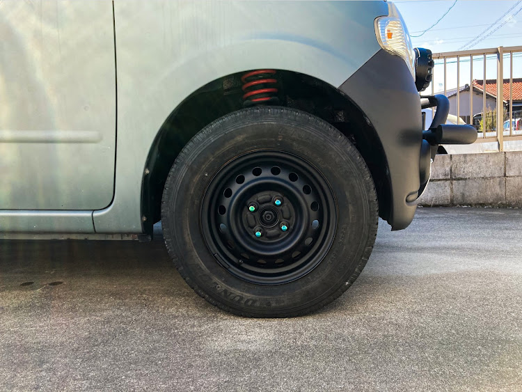 ミラココアのリフトアップ・3月もよろしくお願いします・165r13 6pr・LTに関するカスタム事例の投稿画像4枚目