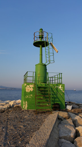 Faro Verde Porto di Procida