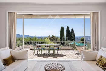 villa à Mougins (06)