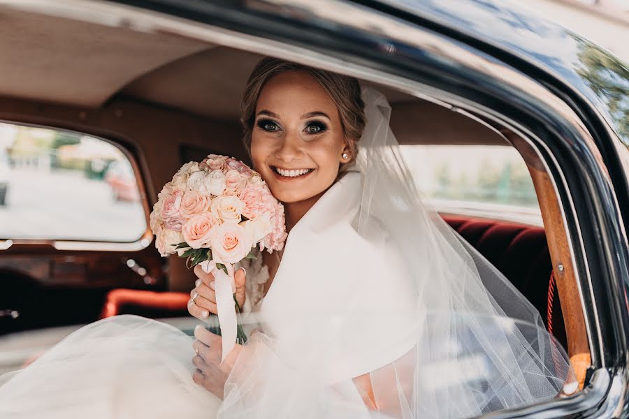 Wedding photographer Paweł Uchorczak (fanimomentu). Photo of 15 September 2019