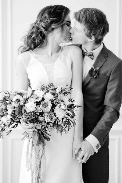 Wedding photographer Elena Gladkikh (egladkikh). Photo of 20 July 2017