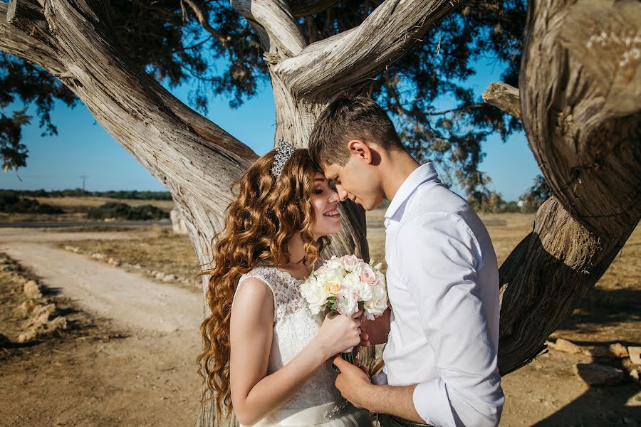 Fotógrafo de casamento Olesia Ghohabi (olesiagh). Foto de 12 de julho 2017