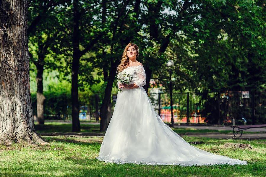 Fotógrafo de casamento Alena Dmitrienko (alexi9). Foto de 22 de novembro 2016