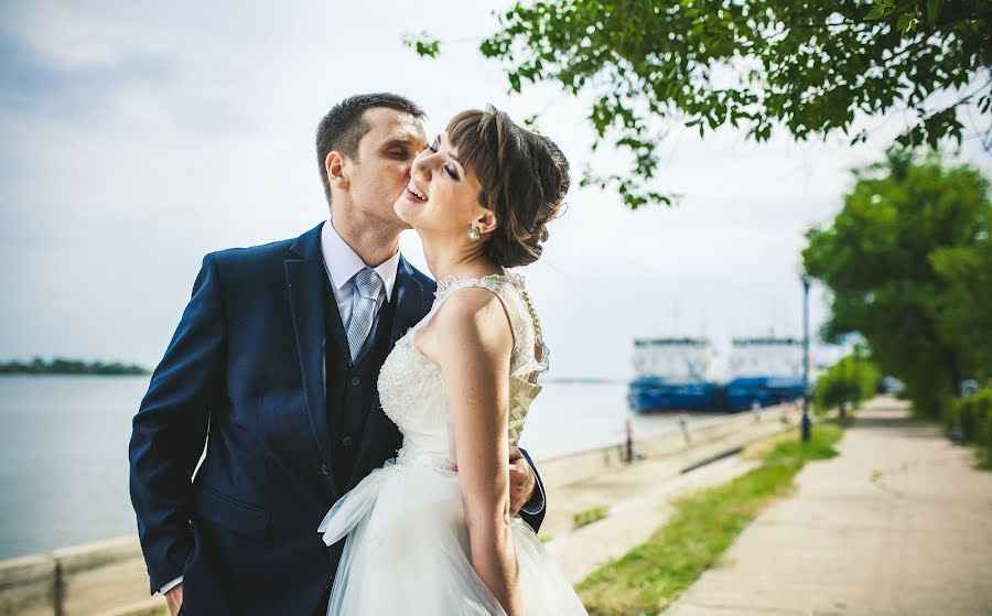 Wedding photographer Denis Arakhov (denisarahov). Photo of 15 March 2014