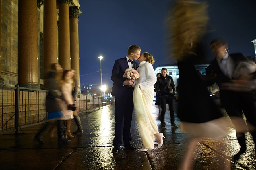 Fotógrafo de casamento Grigoriy Malashin (malashin). Foto de 17 de dezembro 2015