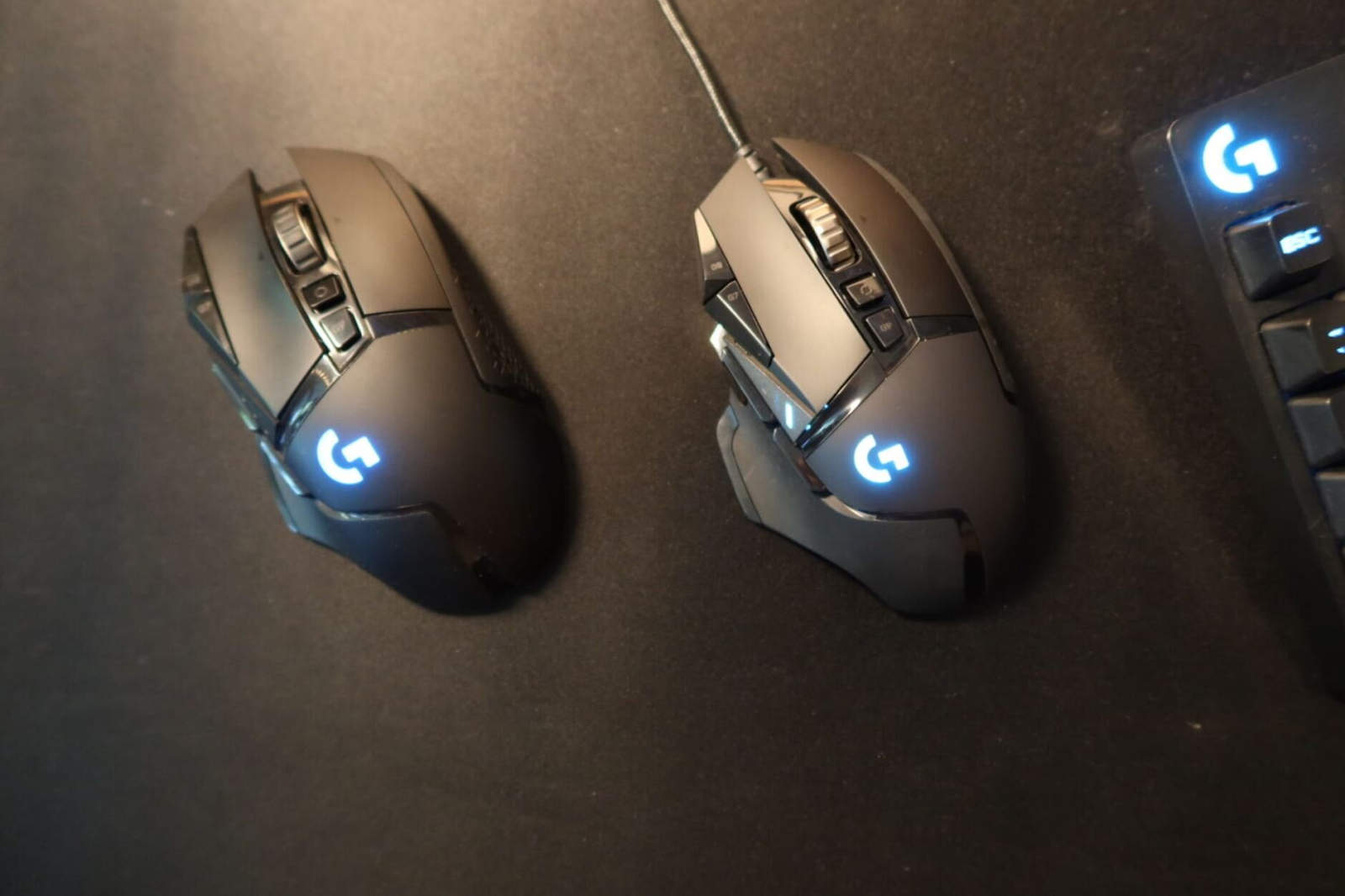 Đánh giá các tính năng nổi bật của chuột chơi game giá 1 triệu Logitech G502 Hero