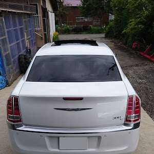 300C