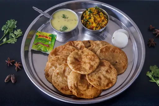 Sabzi Poori Thali