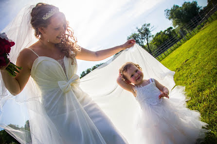 Fotógrafo de casamento Damien Merle (damien-m). Foto de 1 de fevereiro 2019