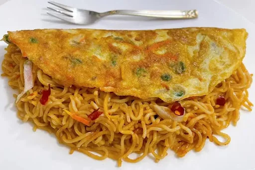 Maggi Omelette [2 Eggs, 70 Grams]