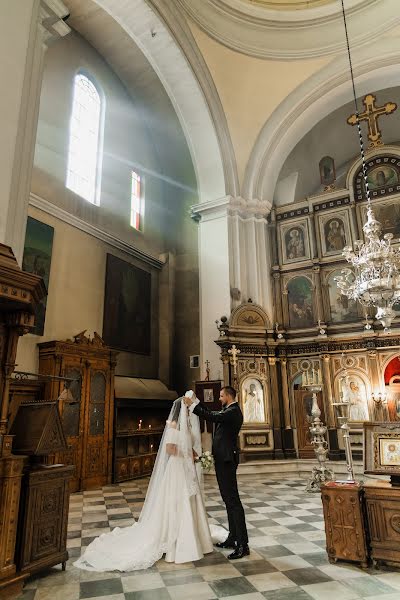 Fotografo di matrimoni Elvira Dubinina (astor). Foto del 22 novembre 2023