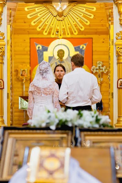 Fotógrafo de casamento Svetlana Kim (runiza). Foto de 14 de novembro 2015