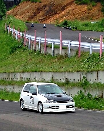 スターレットのサーキットと愛車・PickUpCarsで会いましょう・いつもいいね&コメント&フォローありがとうございます😊・3月もよろしくお願いしますに関するカスタム事例の投稿画像1枚目