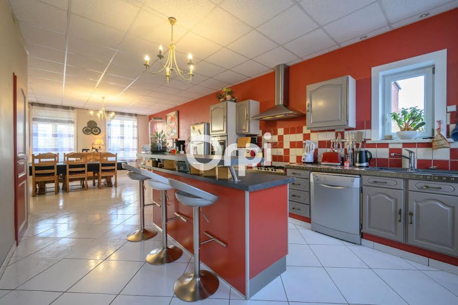 Vente maison 6 pièces 255 m² à Le Quesnoy (59530), 520 000 €