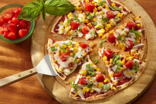 Tomato And Sweet Corn Pizza [7 Inches]