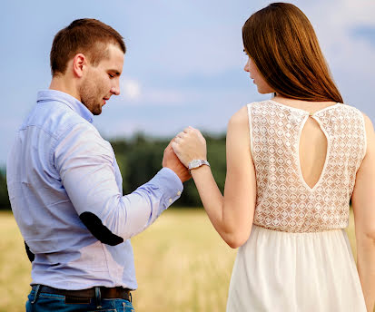 Fotografo di matrimoni Natalya Sidorovich (zlatalir). Foto del 5 febbraio 2016