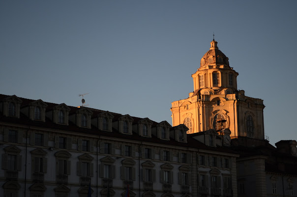 Piazza Castello in Golden Hour di Photo_KryAtion