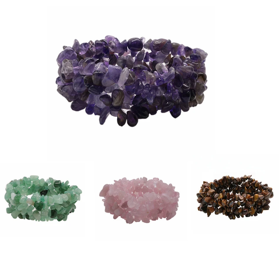 Bracelet en gravier irrégulier d'améthyste à plusieurs cordes élastiques, pour un look élégant et facile à porter, parfait pour les occasions quotidiennes ou spéciales
