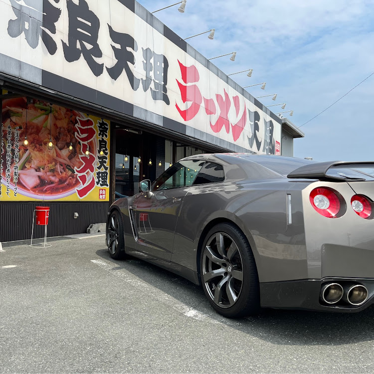 NISSAN GT-Rのmyさんが投稿したカスタム事例の投稿画像1枚目