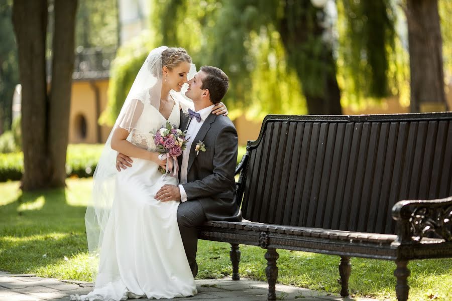 Wedding photographer Olya Shlemenkova (missolka). Photo of 5 October 2014