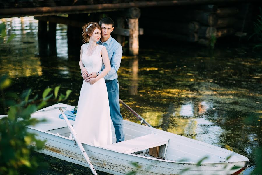 Wedding photographer Dmitriy Leshukov (demga). Photo of 6 September 2017